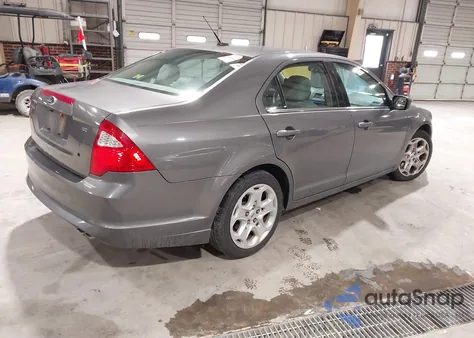 2011 Ford Fusion Se z USA, uszkodzony, nr VIN 3FAHP0HA5BR156135